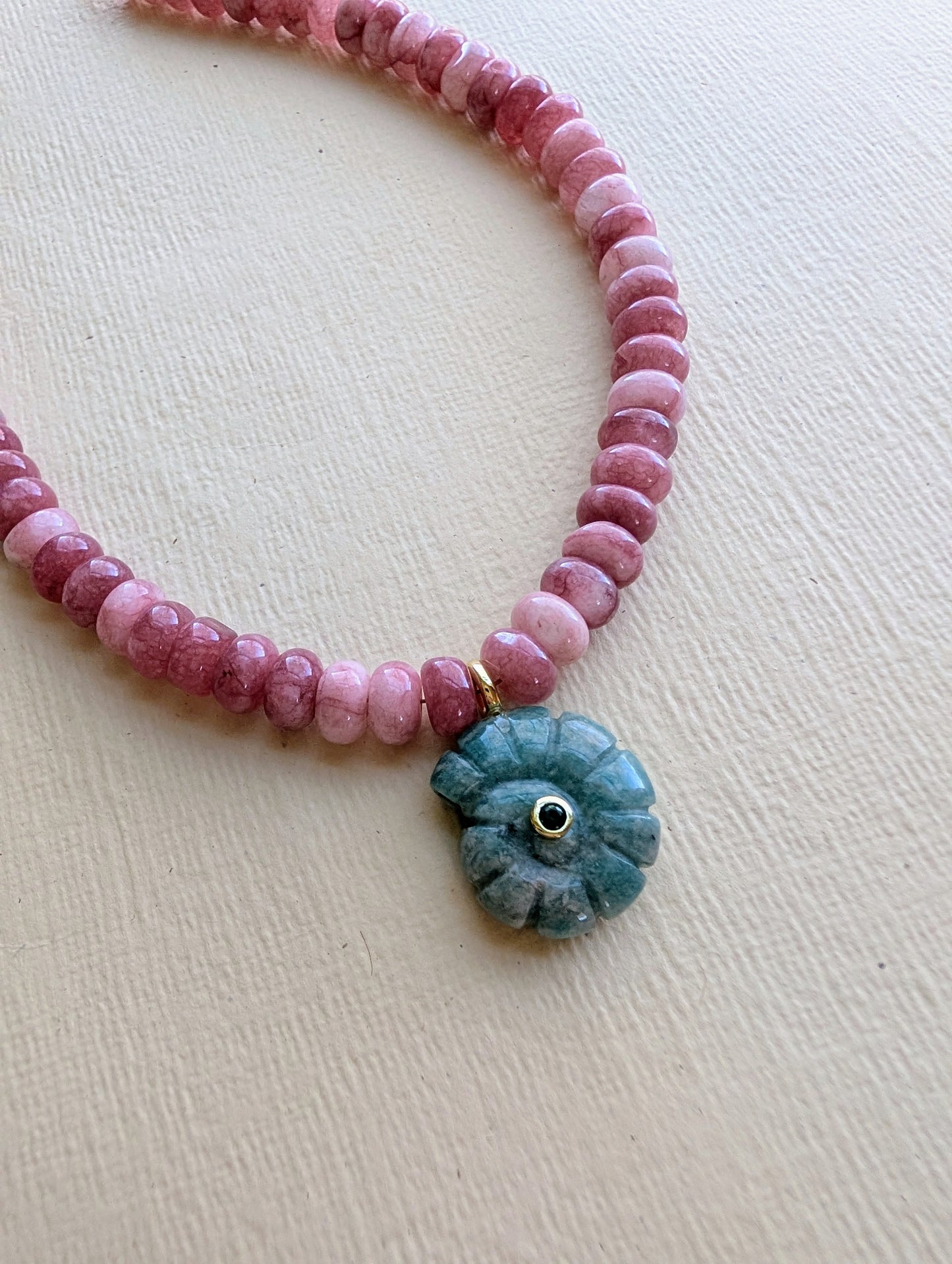 The Swirly Shell Necklace - Aventurine I